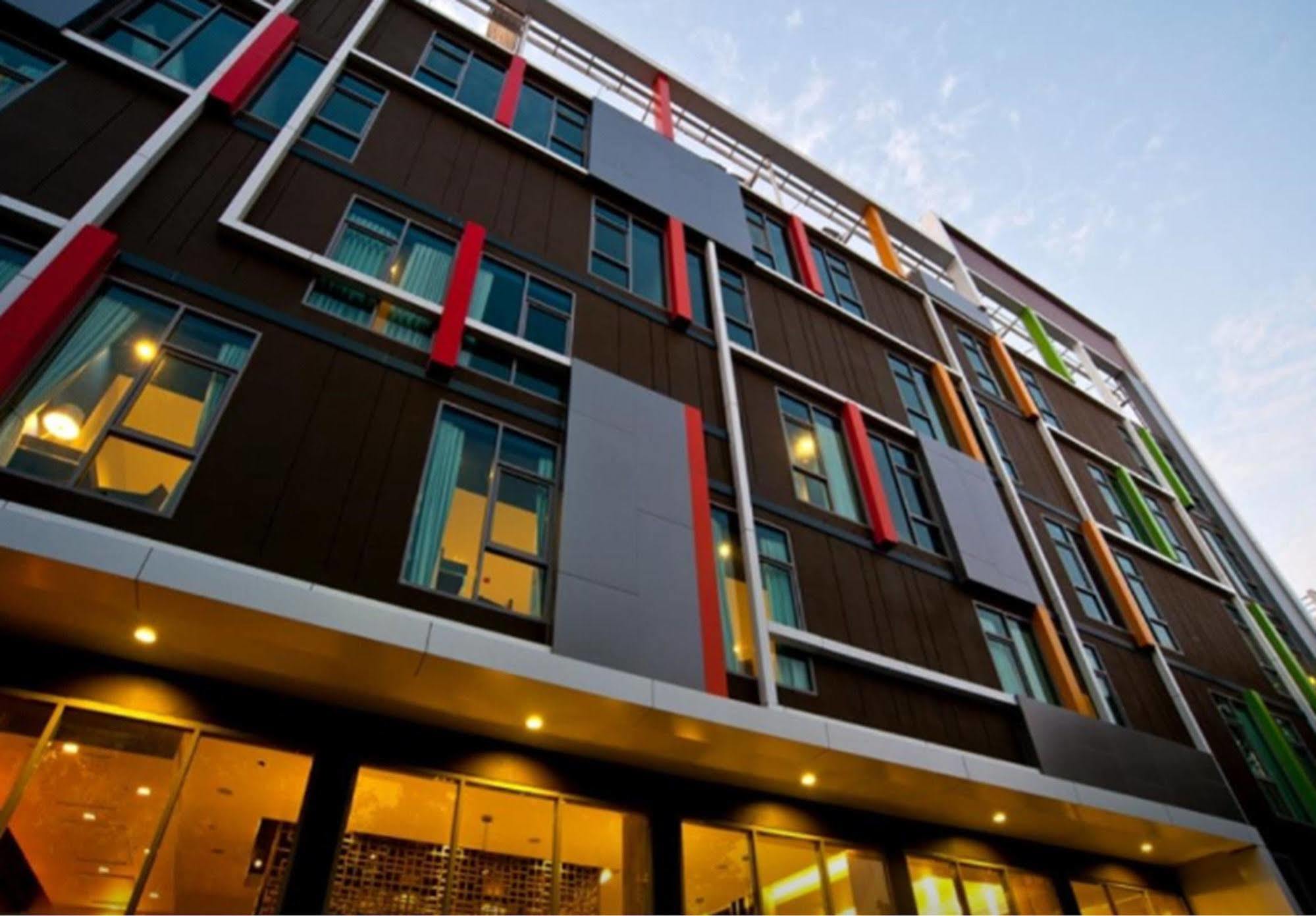 FX Hotel Metrolink Makkasan Bangkok Kültér fotó